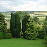 בית הארחה Shallowdale House הלמסלי